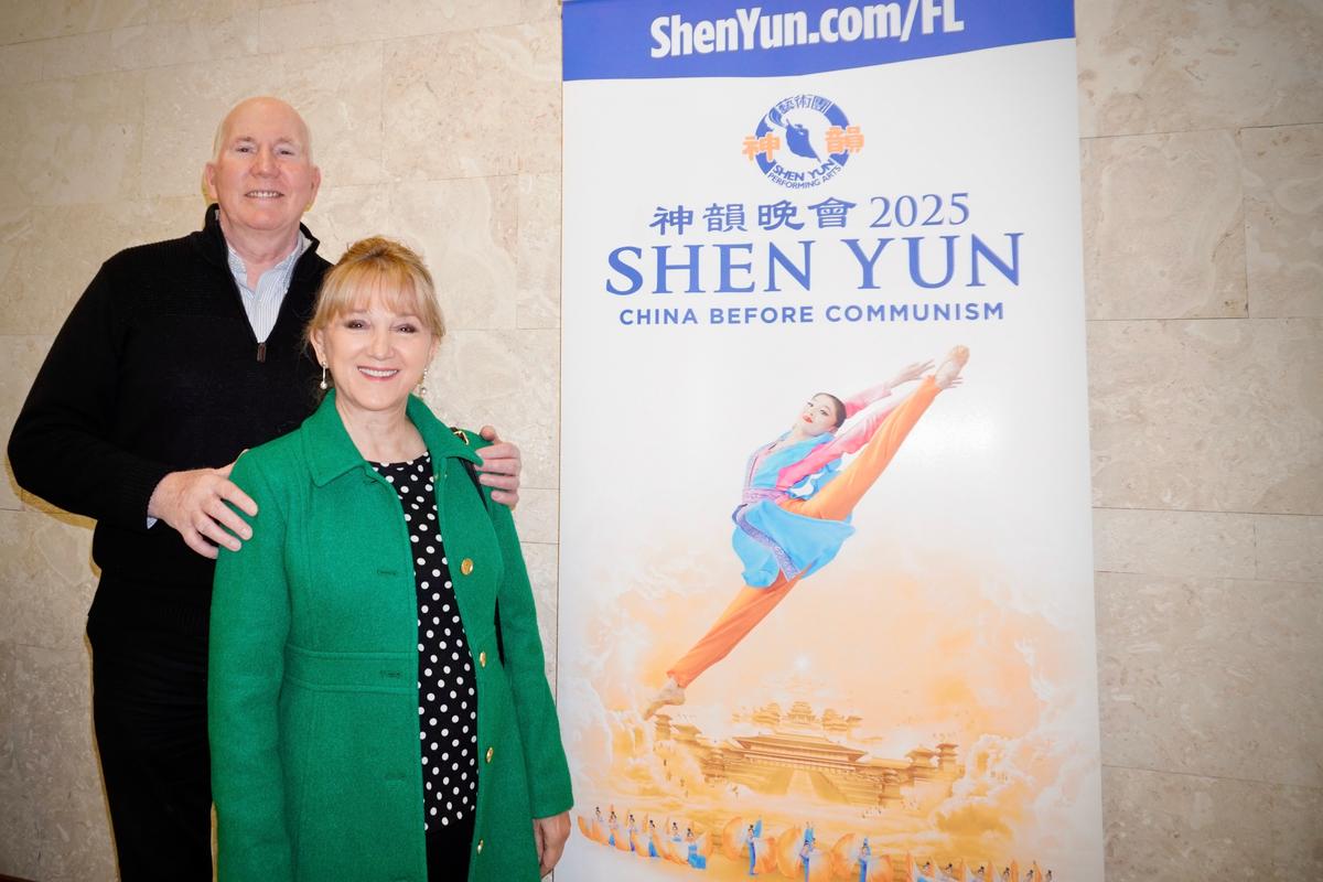 Shen Yun Brings World a Special Message, Says Columnist