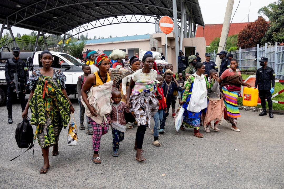 Rwandan-Backed Rebels Claim Control of Large Congolese City