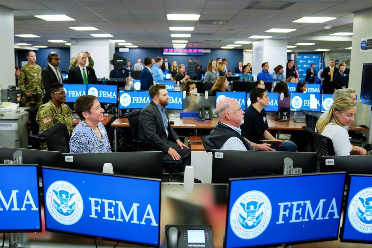 Trump Orders Creation of Review Council for FEMA, Citing Concerns of Political Bias thumbnail