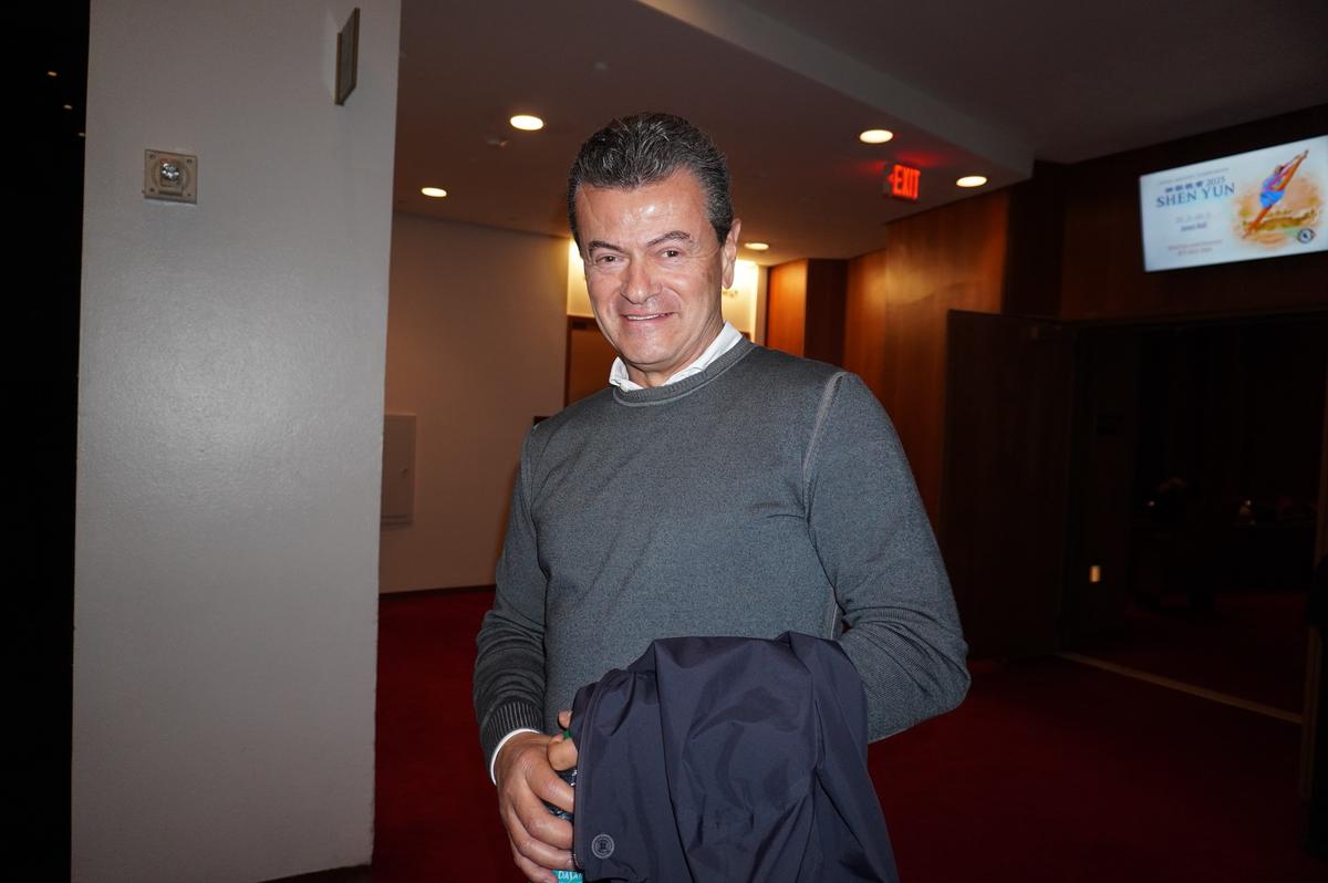 Shen Yun’s ‘Light Fulfills Me Inside,’ Says Mexican Show Dancer