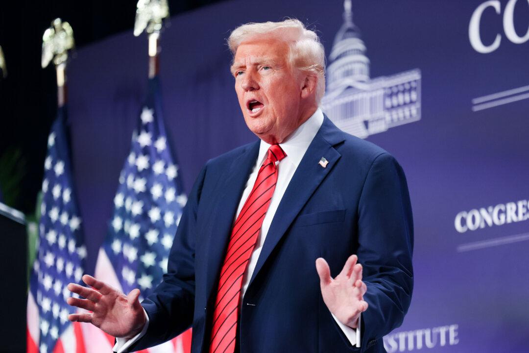 Trump Hits Fed on Inflation, Vows Energy Boom and Deregulation to Tame Prices