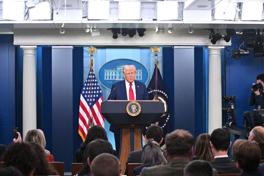 Trump Says Helicopter in DC Collision and Crash Was ‘Flying Too High’