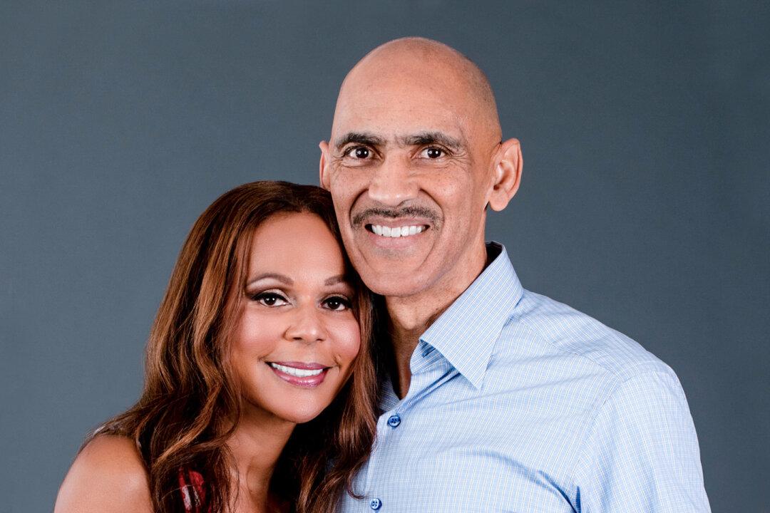 Former NFL Coach Tony Dungy Not Running for Senate in Michigan