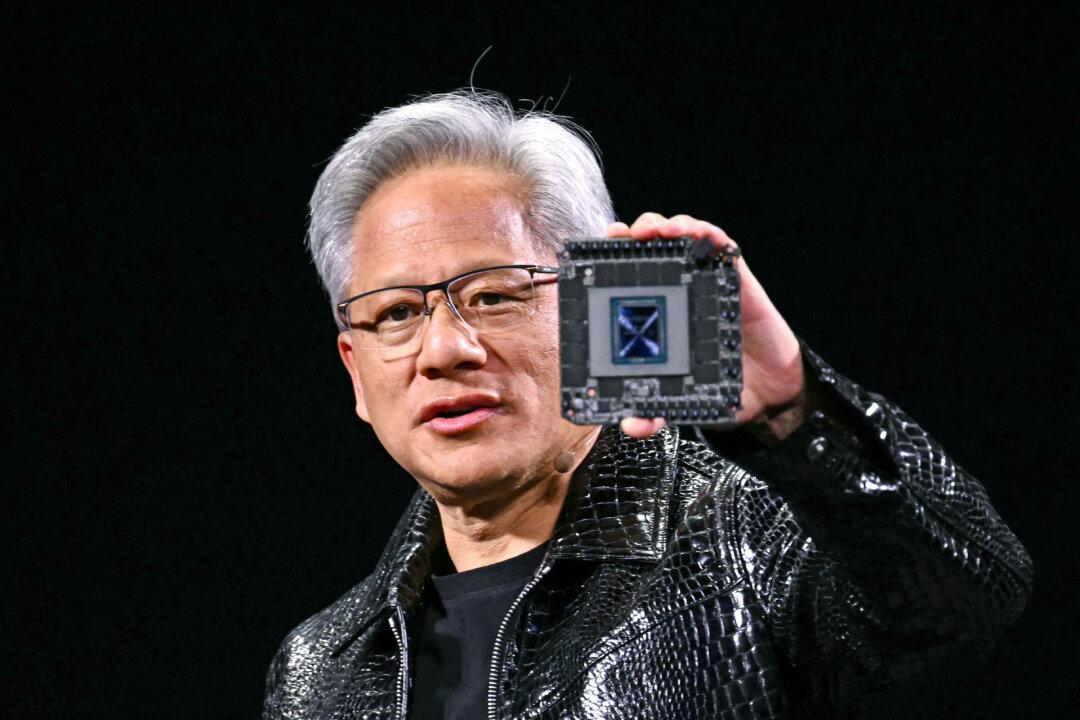 Trump Confirms AMD, Nvidia Will Pay 15 Percent Fee for Chip Sales in China