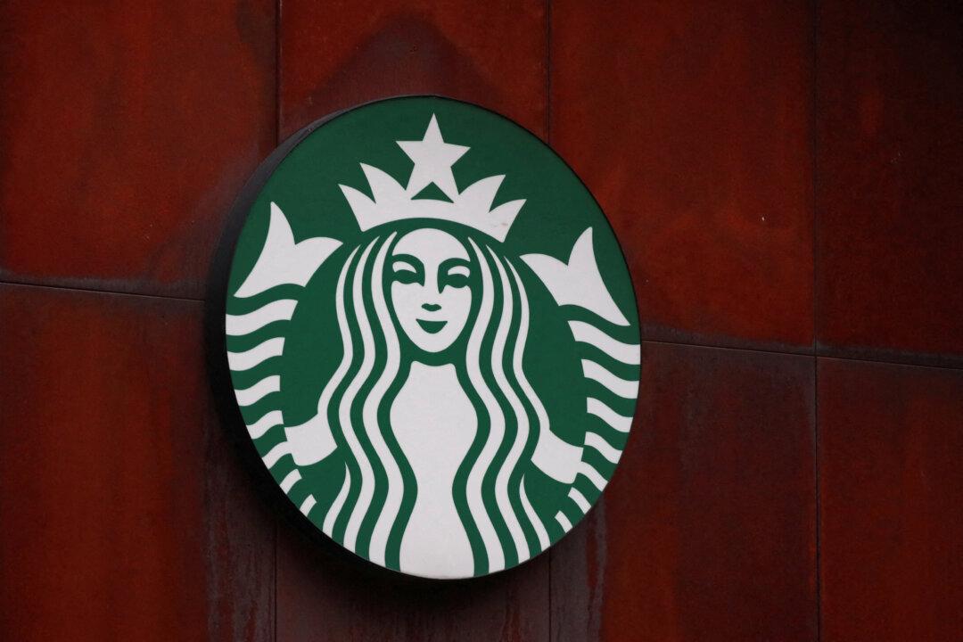 Starbucks to Trim Jobs as Part of Turnaround Strategy, Says CEO