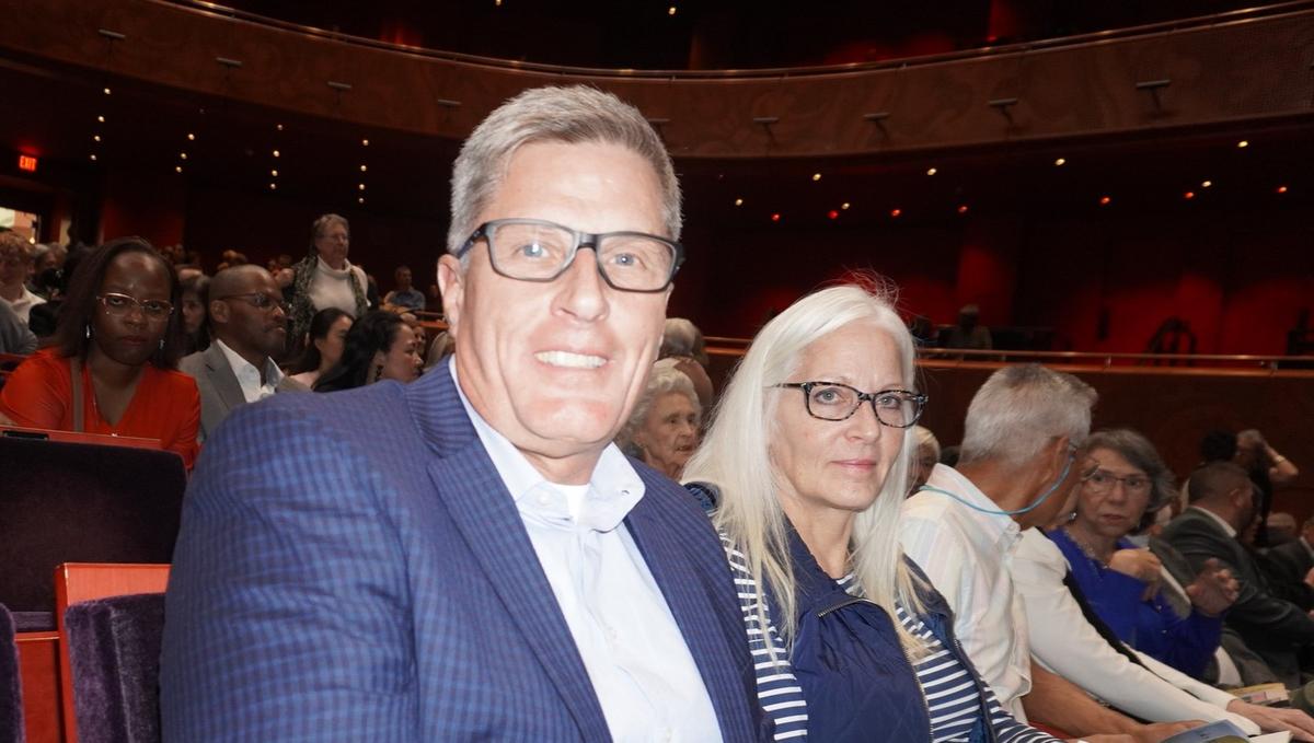 Shen Yun Off-the-Charts Incredible, Says CTO