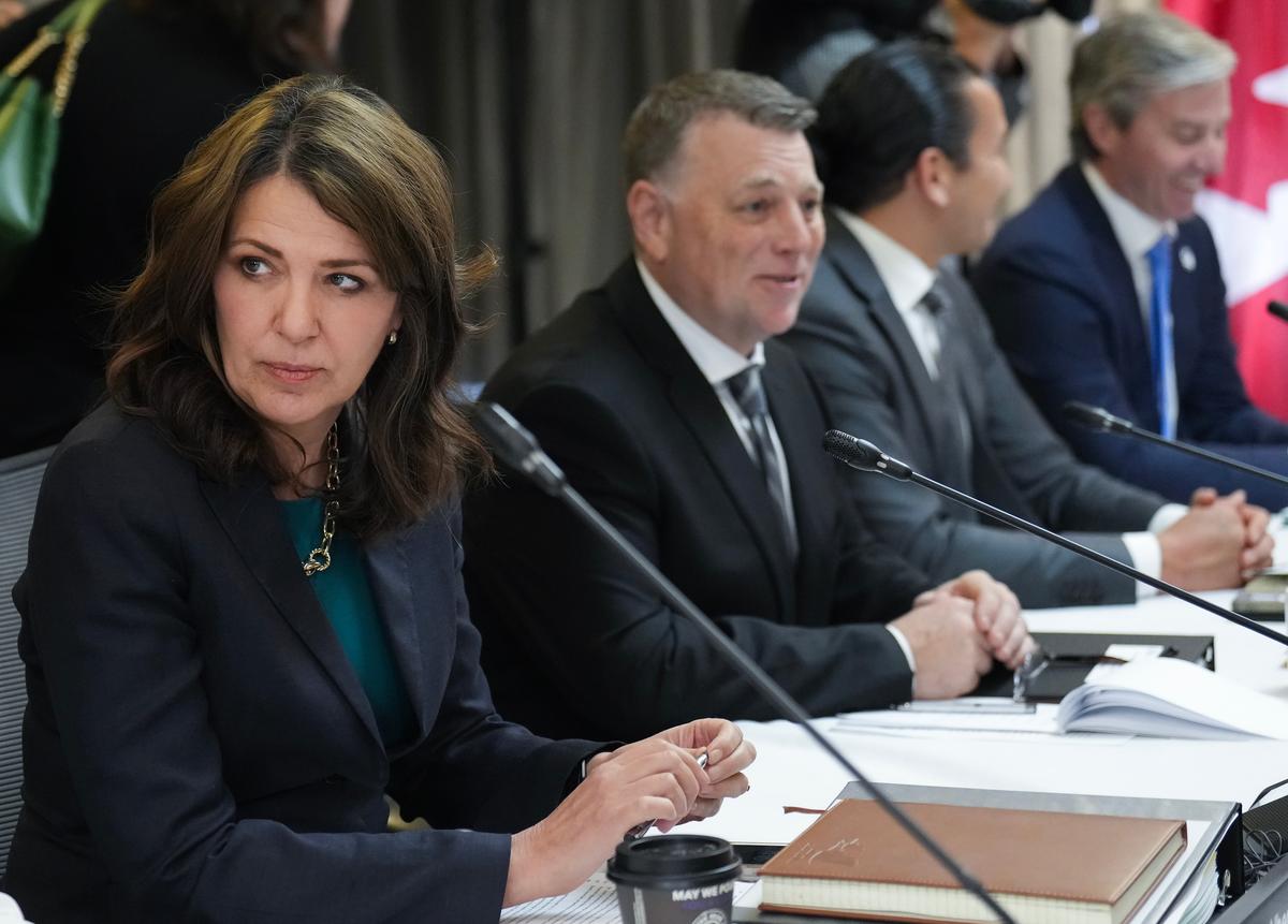 ‘De-escalate the Rhetoric’: Alberta Premier Smith Urges Diplomacy in Face of Tariffs