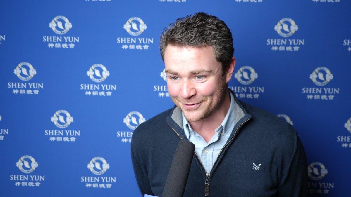 Matthijs Maarleveld attended Shen Yun Performing Arts on February 4 at the New Victoria Theatre in Woking, UK. (NTD)