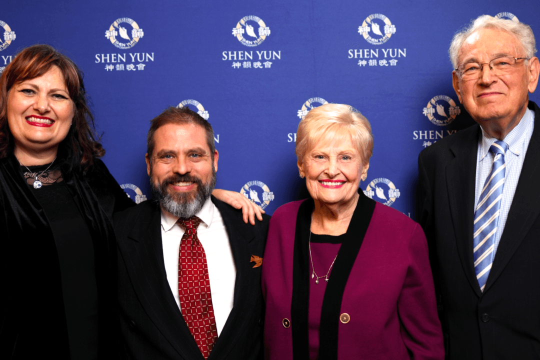 ‘We Need This Message in Our World,’ Says Shen Yun Patron