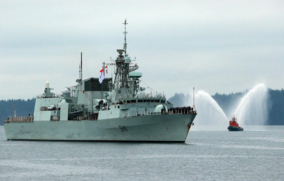 Navy Commander Relieved of His Duty Mid-Deployment Over ‘Loss of Confidence’