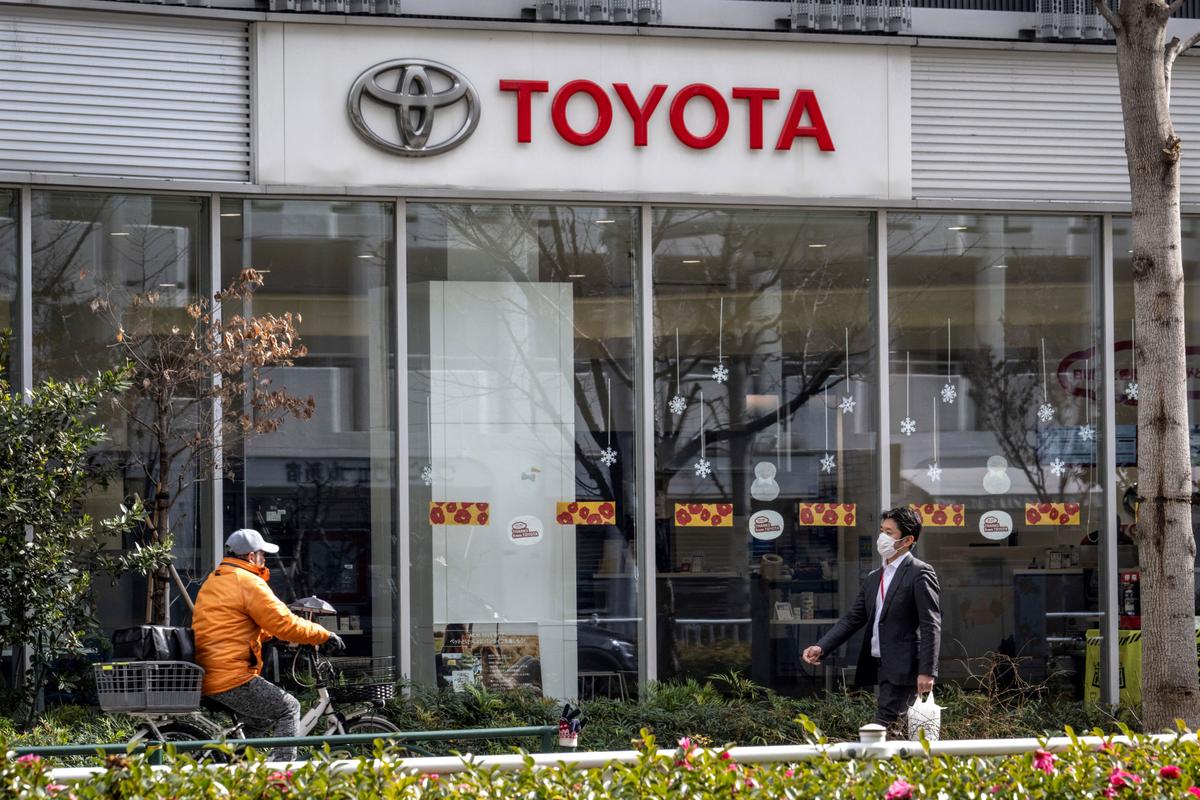 147,000 Toyota and Lexus Vehicles Recalled for Brake, Seatbelt Issues