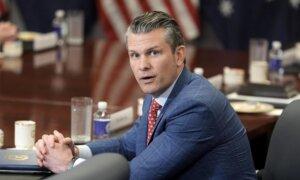 Hegseth Says Ukraine Regaining Pre-War Borders Is ‘Unrealistic’