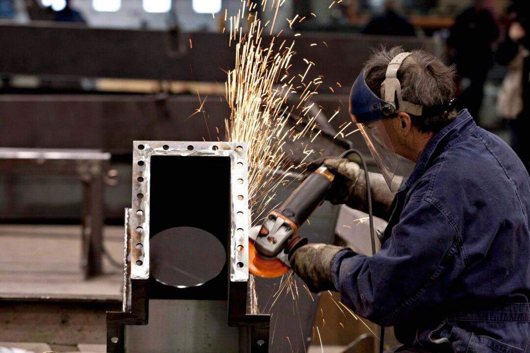 Even Those With Multiple Jobs Living Paycheque to Paycheque: ADP Survey