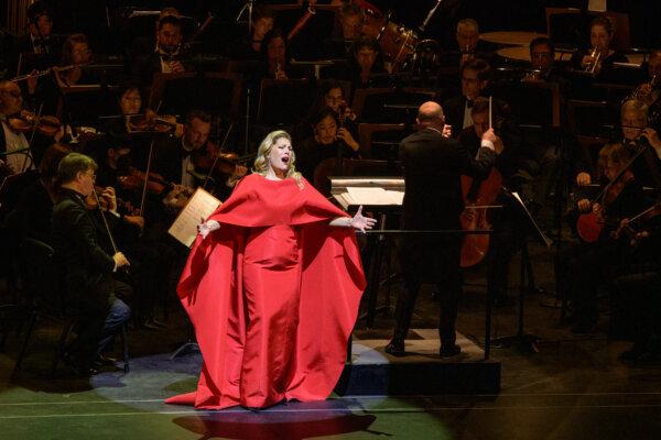 Soprano ‘Sondra Radvanovsky in Concert: The Puccini Heroines’