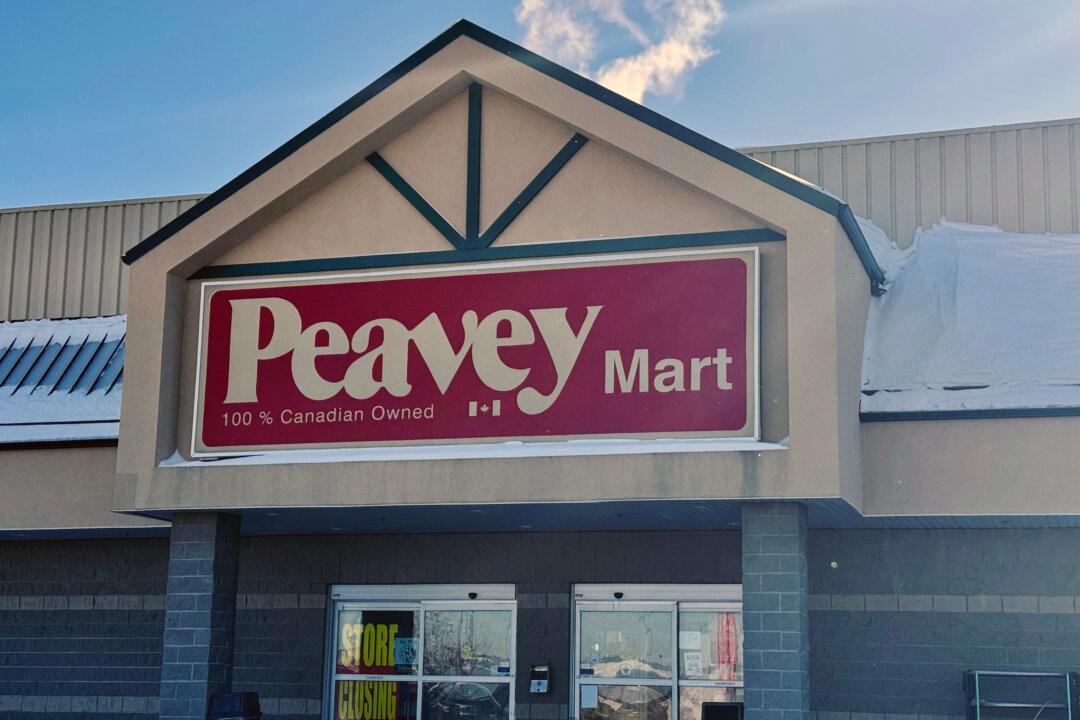 Peavey Mart Warns of Fake Websites, Accounts Imitating Brand as Stores Close