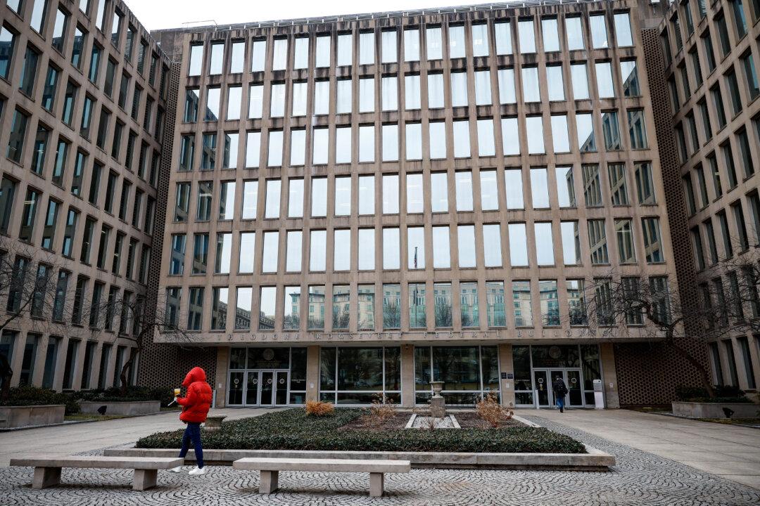 75,000 Federal Workers Accepted Buyout Offer Before Deadline Closed
