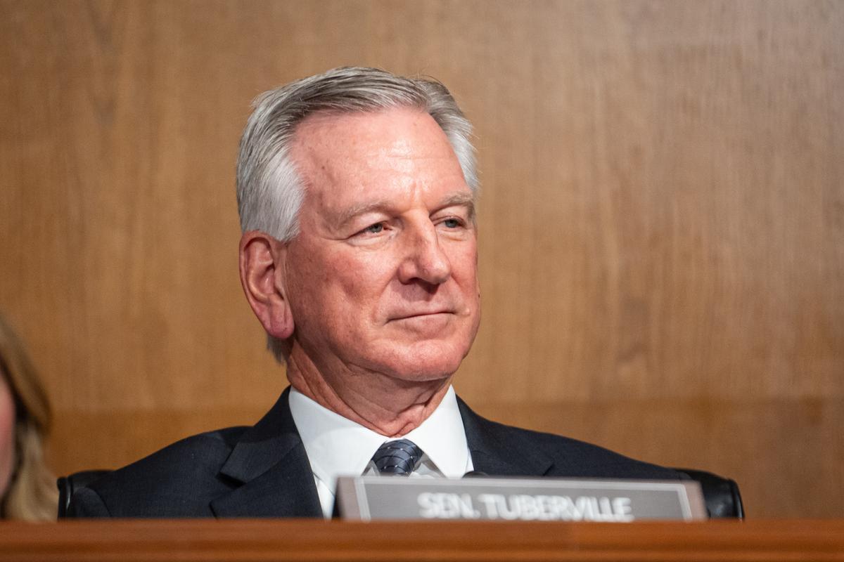 Tommy Tuberville Will Leave Senate to Run for Governor of Alabama