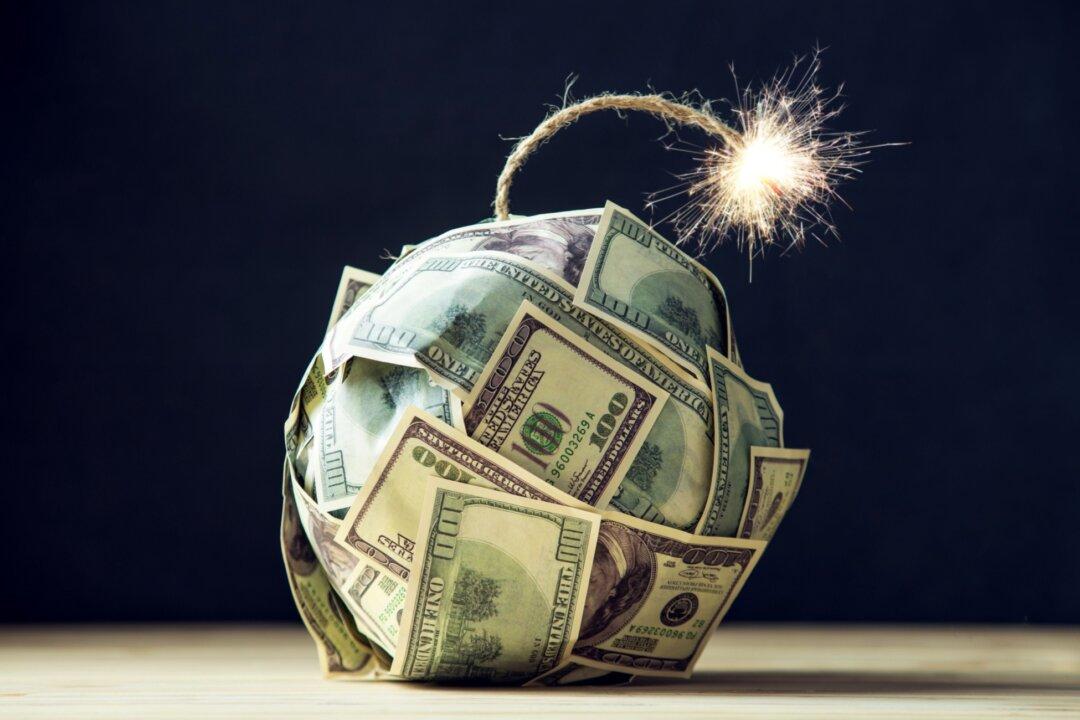 Deficit-to-GDP Ratio Near World War II Levels, CBO Finds