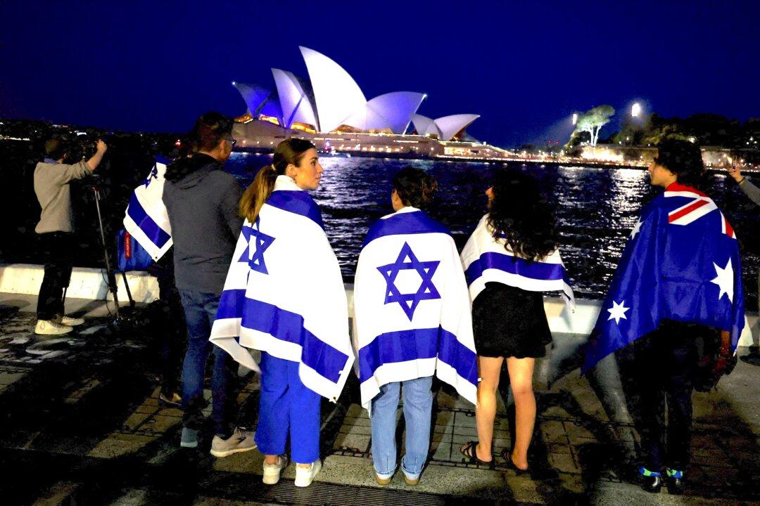 Israel Retaliates With Visa Ban on Australian Officials After MP Blocked