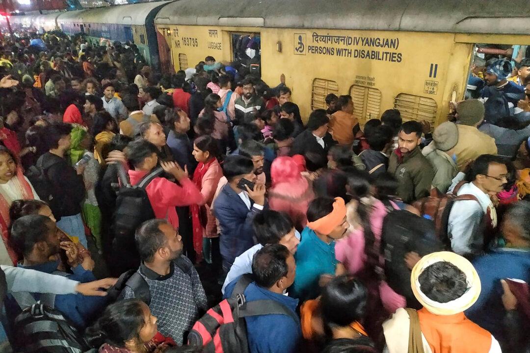 At Least 18 Dead After Stampede at New Delhi Railway Station in India