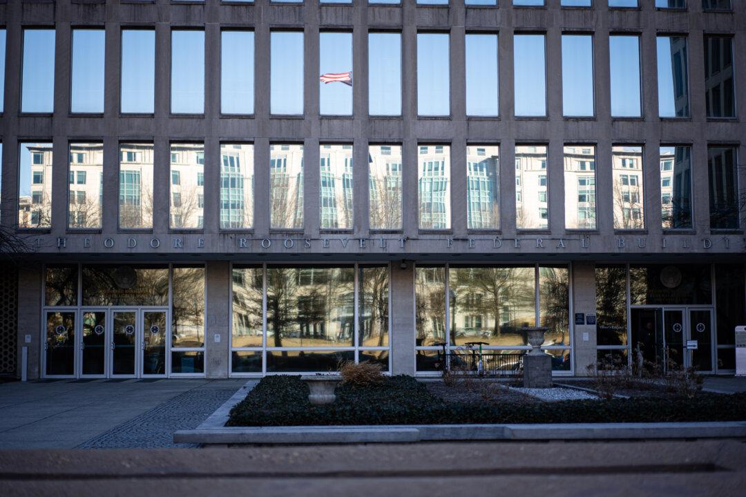 Federal Personnel Agency Revises Guidance on Terminations After Court Ruling