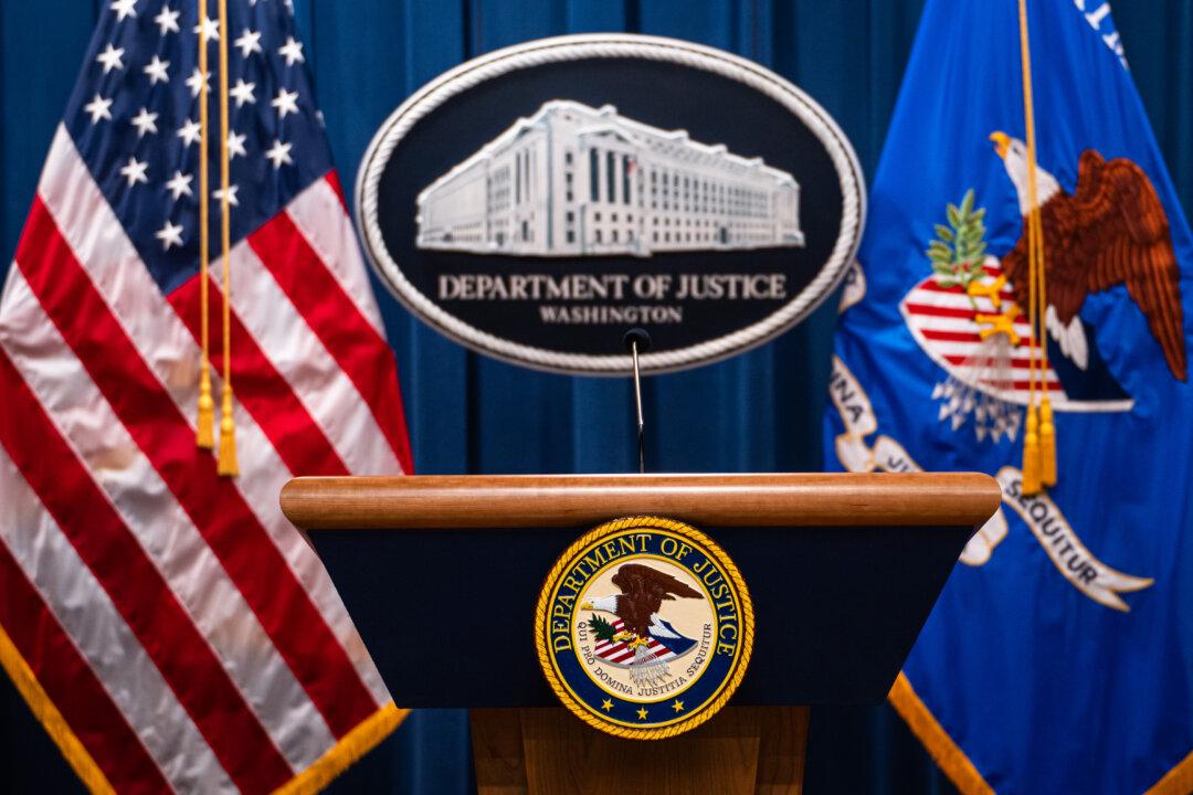 7 Chinese Nationals Charged Over Marijuana Trafficking in Massachusetts, Maine