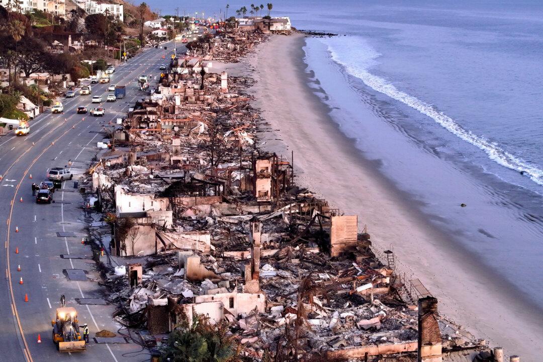 Scientists Investigating Depth of Ocean Damage From Los Angeles Wildfires