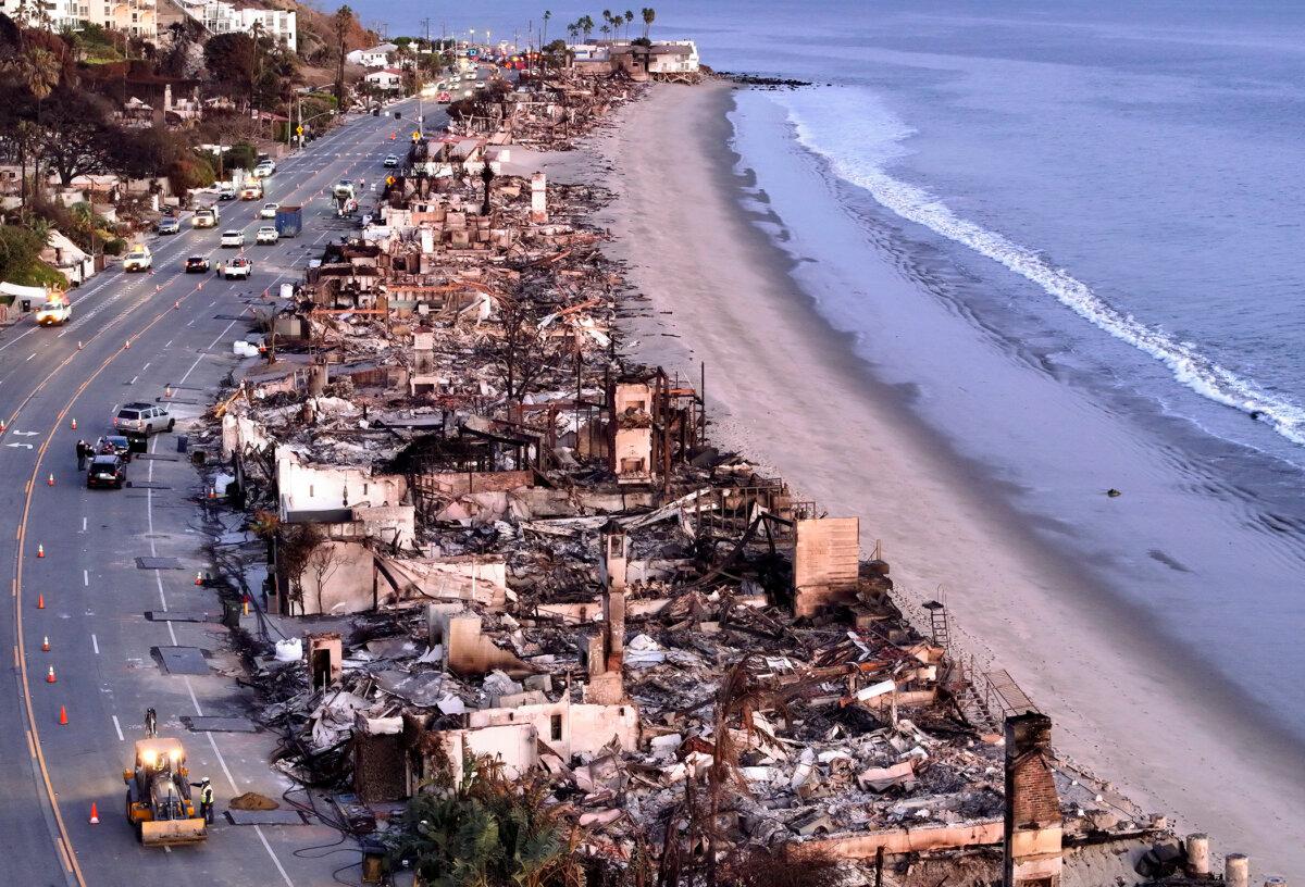 Beachfront homes that burned in the Palisades Fire, as seen on Jan. 15, 2025. (Mario Tama/Getty Images)