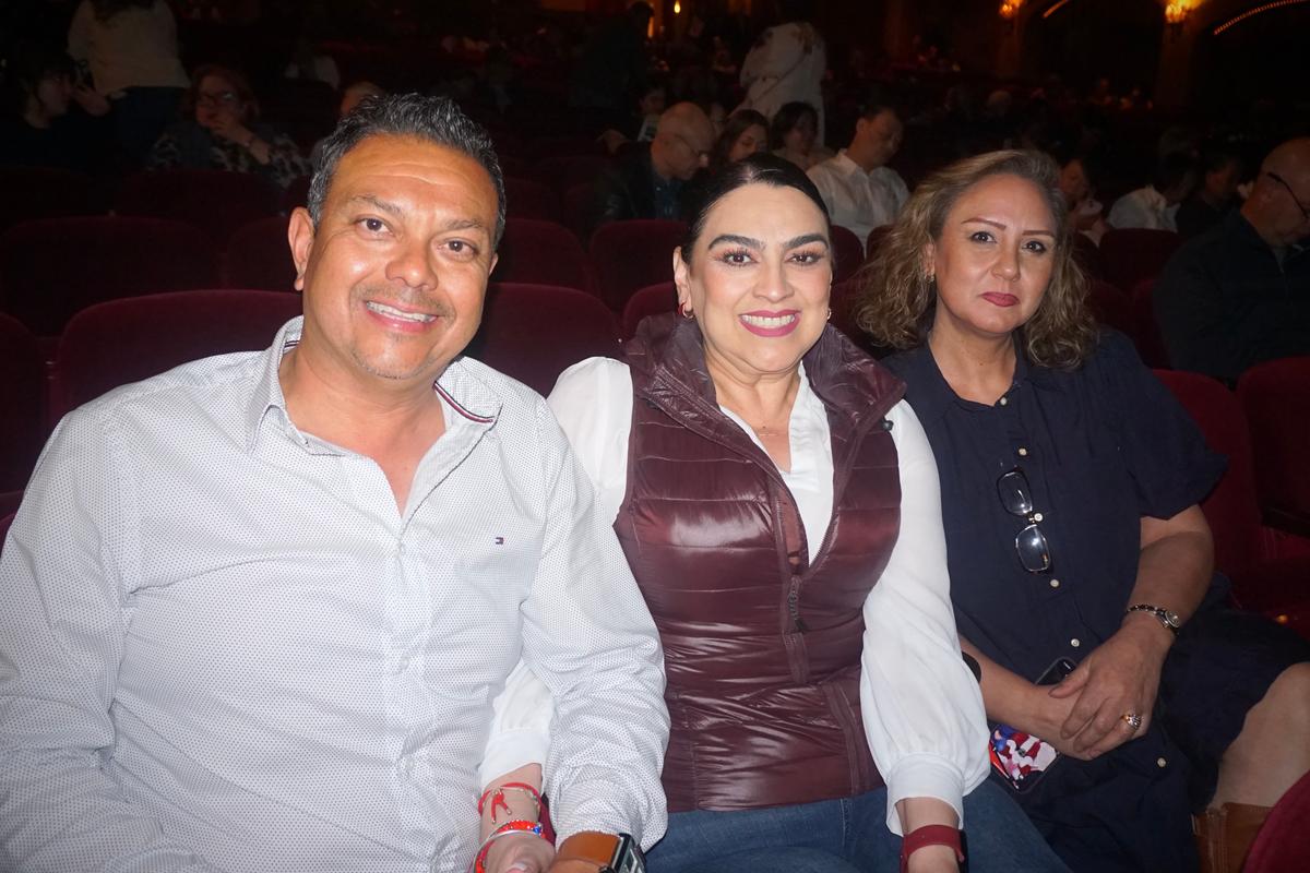 Business Owner Brings 20 to Experience Authentic Chinese Culture at Shen Yun