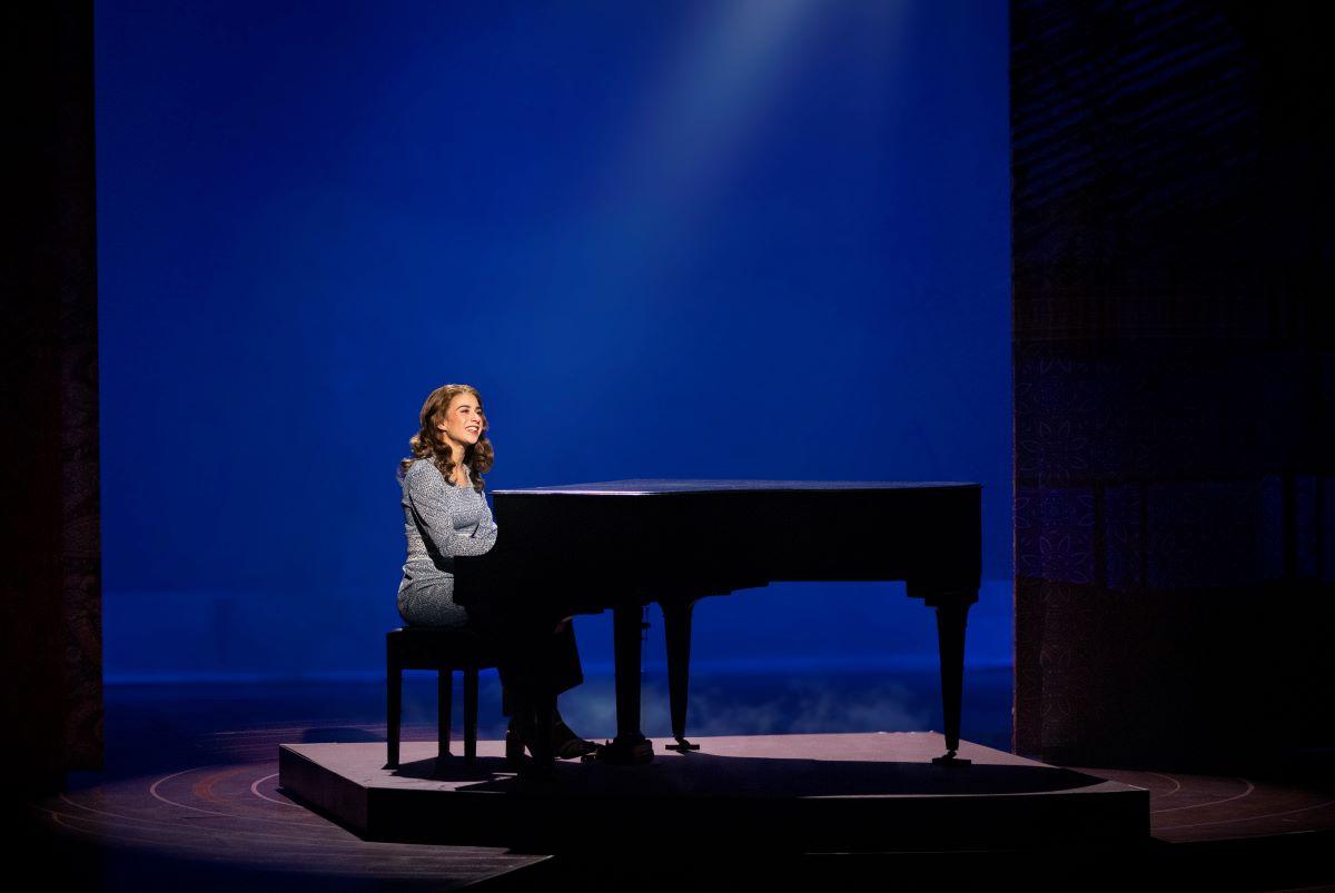 The Wonderful ‘Beautiful: The Carole King Musical’ in Chicagoland