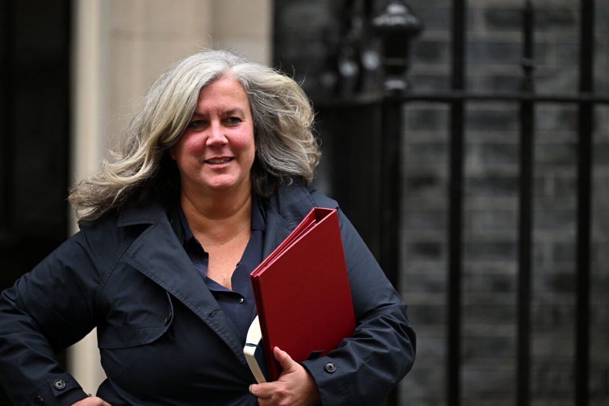 Secretary of State for Transport Heidi Alexander departs the weekly Cabinet meeting at 10 Downing Street in London on Jan. 28, 2025. (Leon Neal/Getty Images)