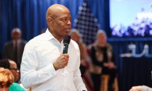 Four Senior Aides to New York City Mayor Resign