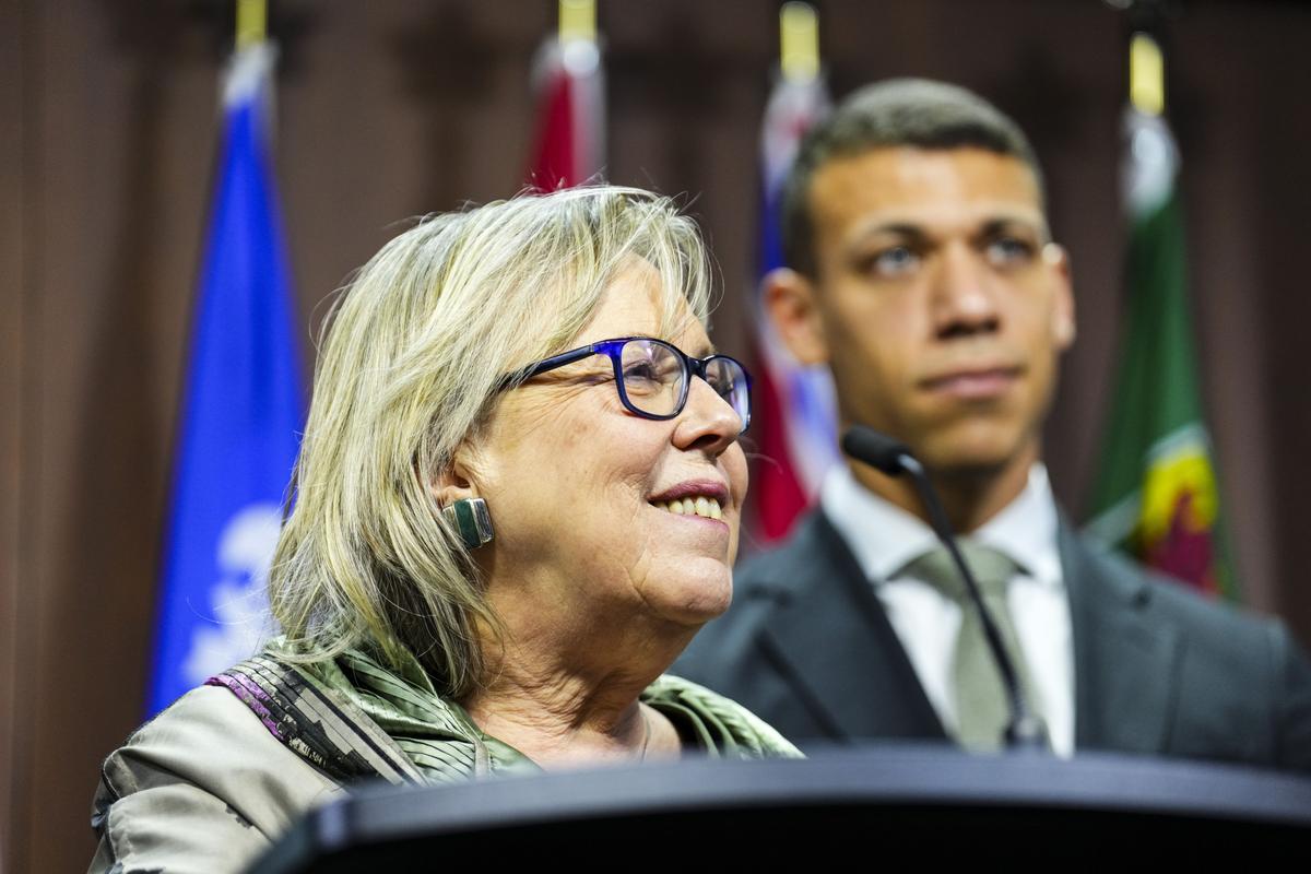 Green Party Says It Will Run Full Slate of Candidates in Coming Federal Election