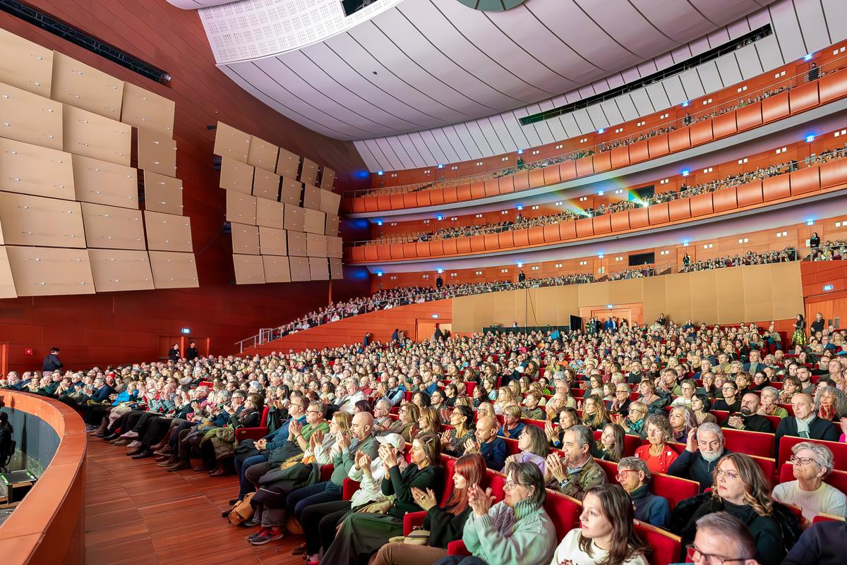 Shen Yun Returns to Milan With All-New 2025 Performance