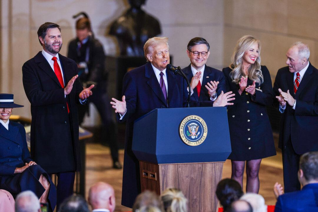 Trump Endorses House Budget Plan Over Senate Version