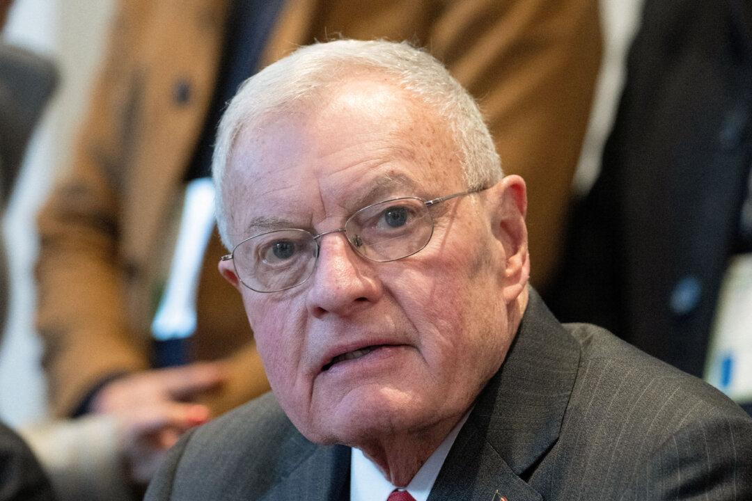 US Envoy Visits Kyiv for Talks With Ukraine’s Zelenskyy