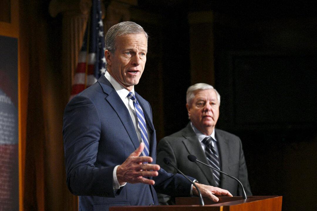 Senate GOP Plows Ahead With Budget Plan After Trump Backs Rival House Version