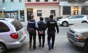 More Than 900 Illegal Immigrants Charged With Immigration Crimes in 1 Week: DOJ