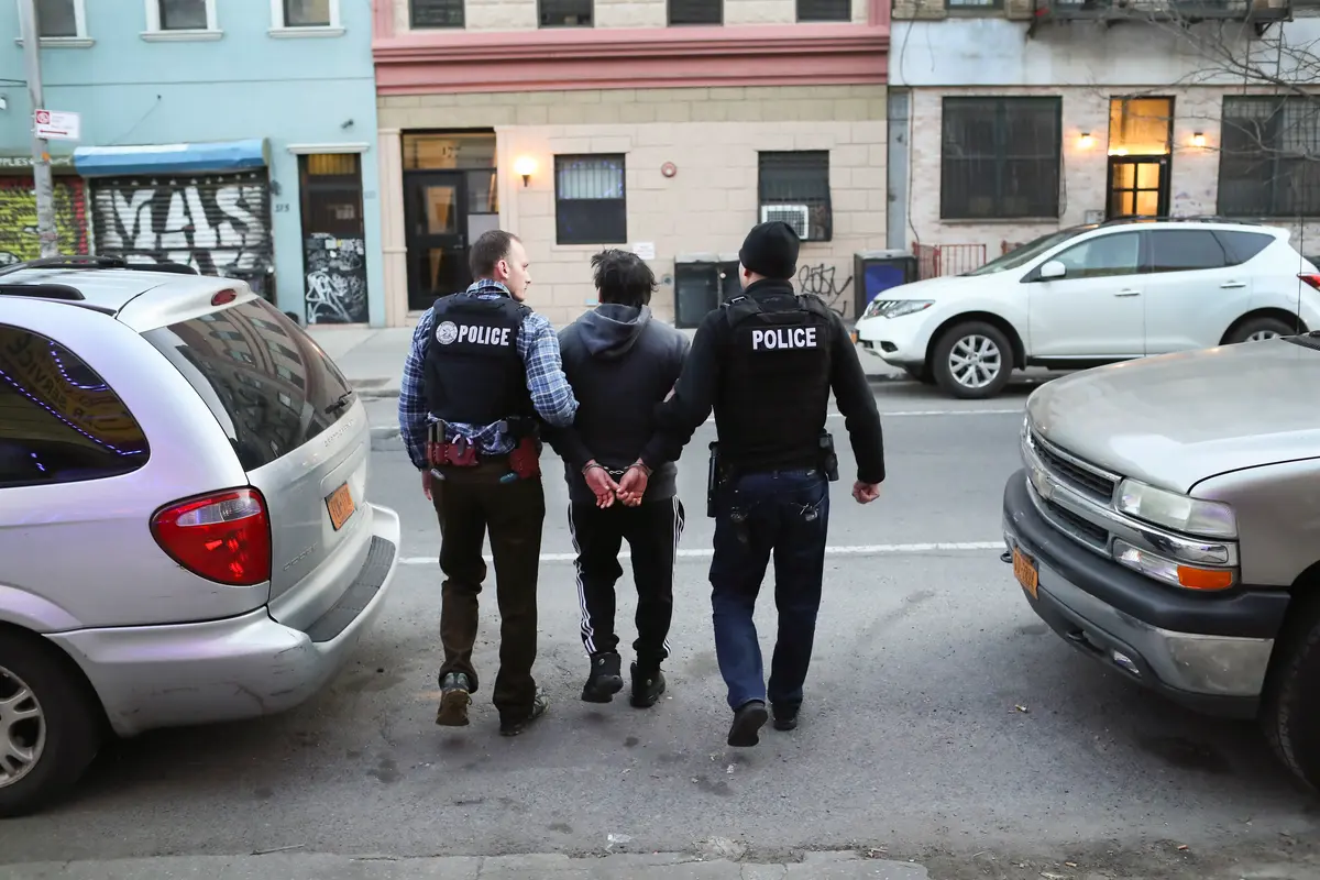 Judge Tosses DOJ Lawsuit, Upholds NY State Law Curbing ICE Arrests in Courthouses thumbnail