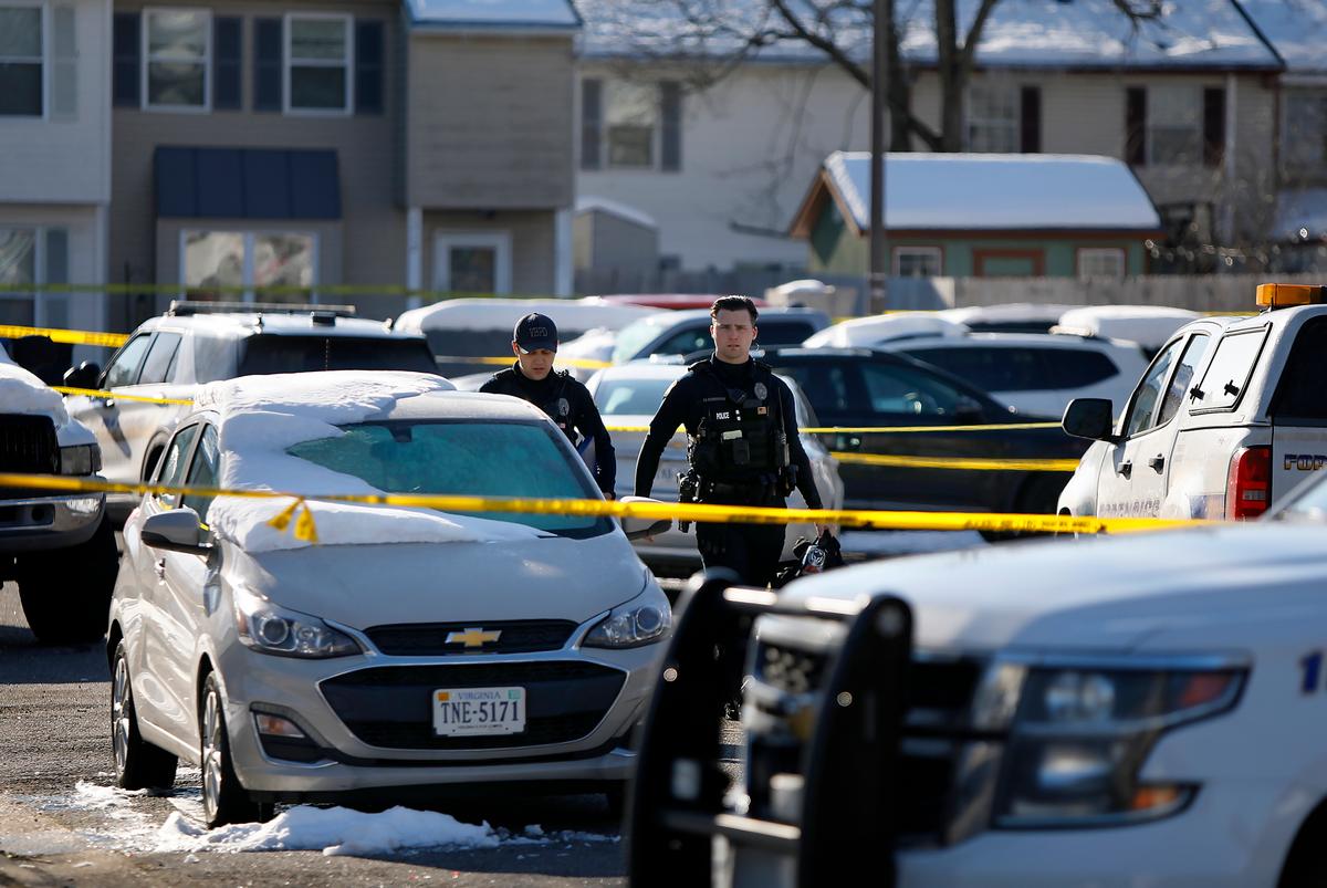 2 Police Officers Killed During Traffic Stop in Virginia Beach