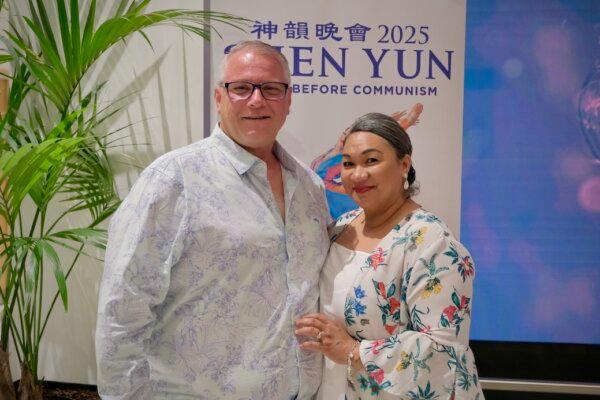 Bronwyn Hetaraka-Furey (R), Minister of Education Māori advisor, enjoyed Shen Yun Performing Arts with her husband Christopher Hetaraka-Furey (L) at the Kiri Te Kanawa Theatre, Aotea Centre in Auckland, New Zealand, on Feb. 22, 2025. (Tammy Hung/The Epoch Times)