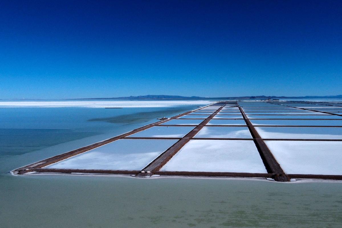Bolivians Push Back on ‘Worst Possible’ Lithium Deal With China and Russia