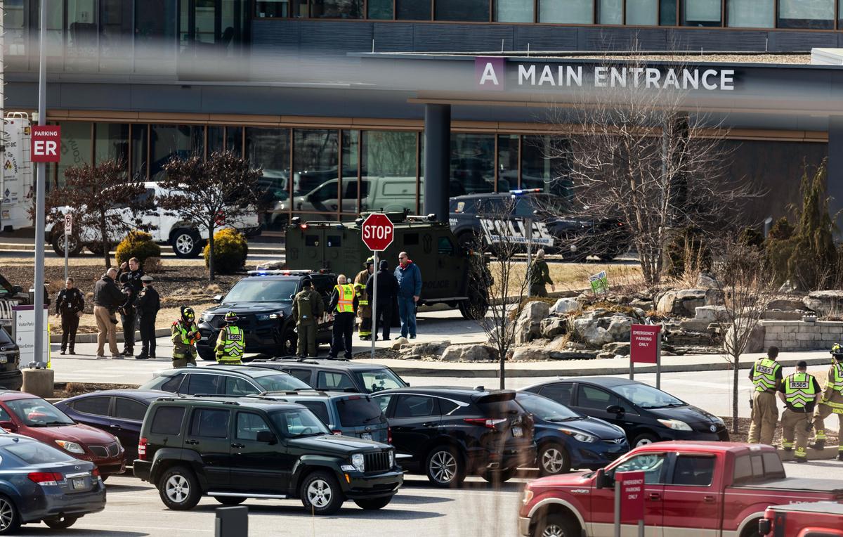 Officer Killed After Gunman Took Hostages at Pennsylvania Hospital