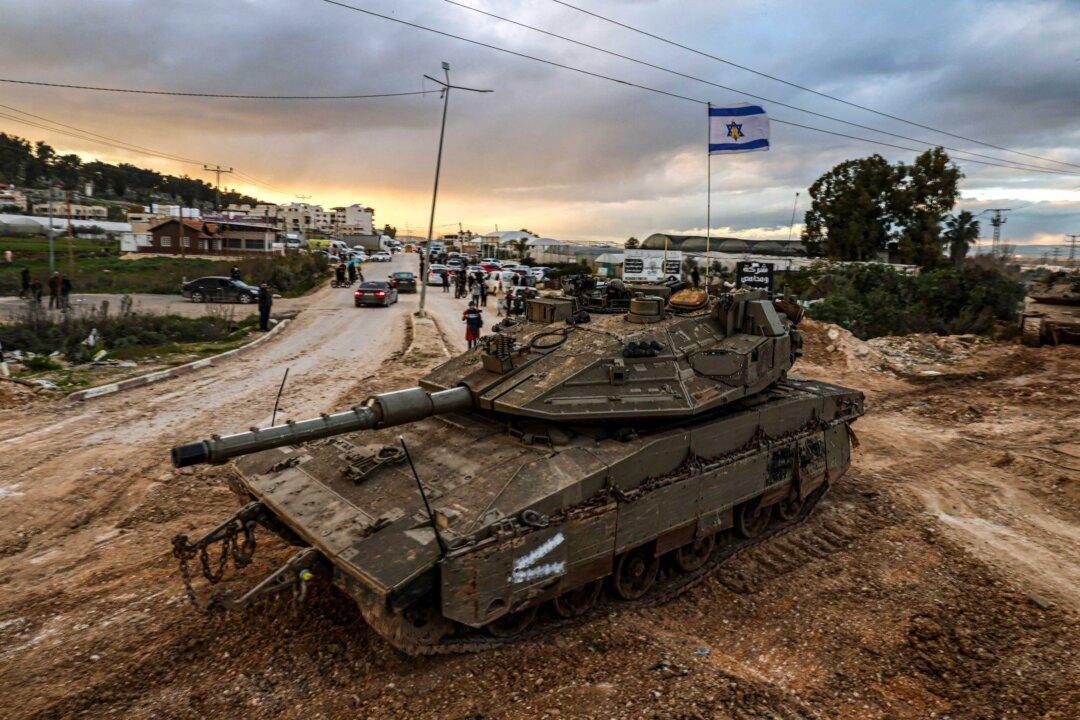 Israel Expands West Bank Offensive, Clears Refugee Camps