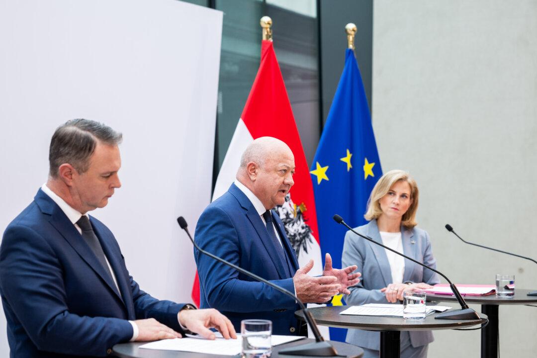 Austria Immediately Halts Family Reunifications for Asylum Seekers