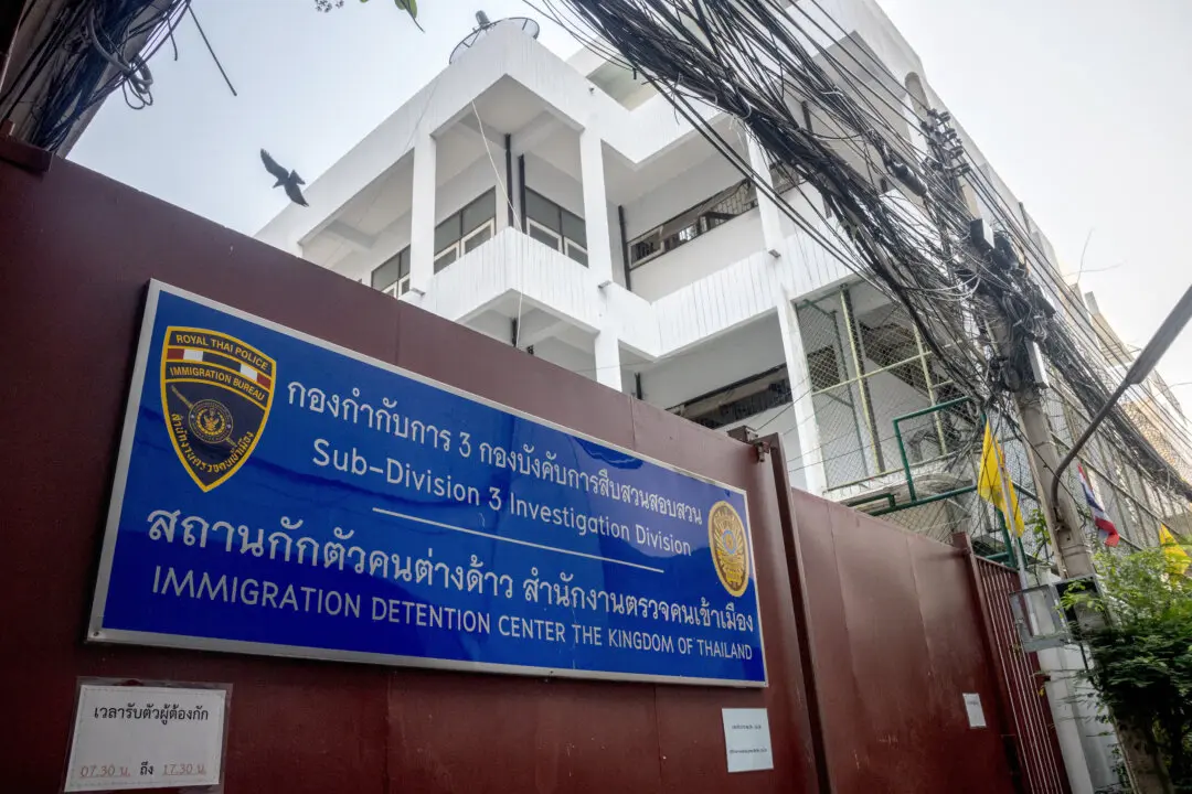 MP, Activists Say Ottawa Must Help Stop Forced Repatriation of Canada-Bound Chinese Dissident Detained in Thailand