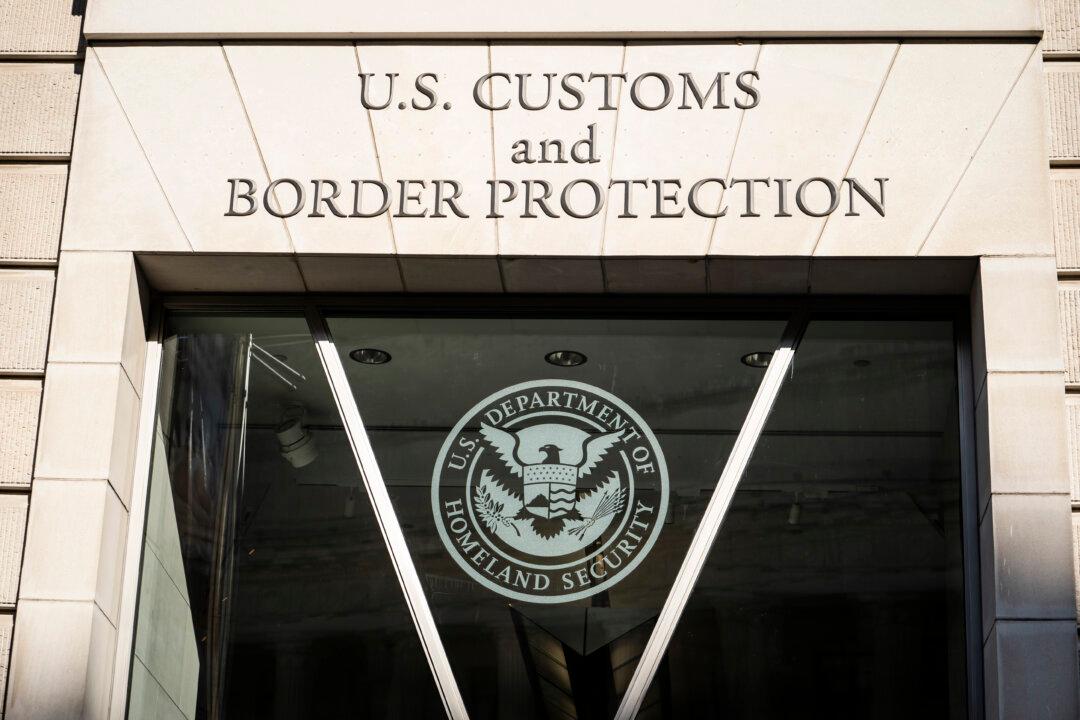 US Customs Seizes China-Made Fake Jewelry Worth $3.5 Million