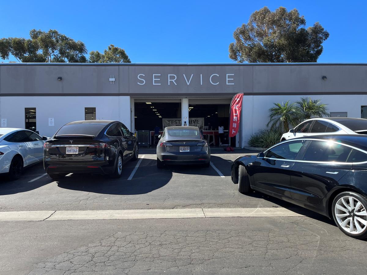 Tesla Recalls 376,000 Vehicles Over Power Steering