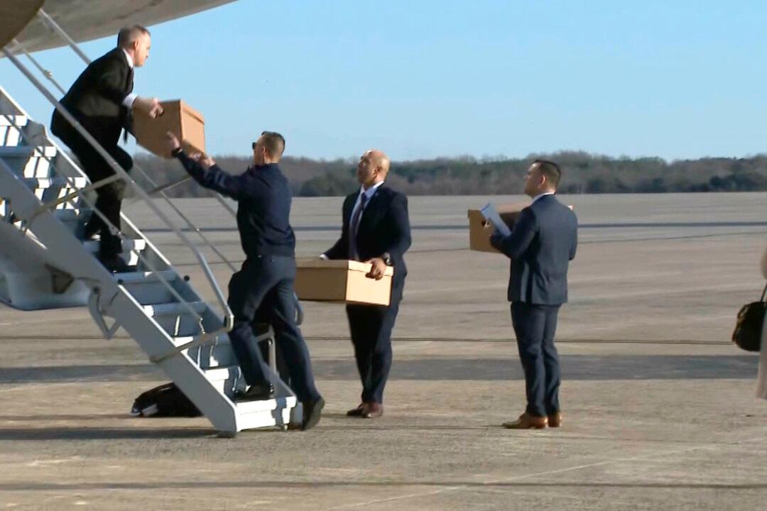 FBI Returns to Trump Boxes of Documents Seized in Mar-a-Lago Raid