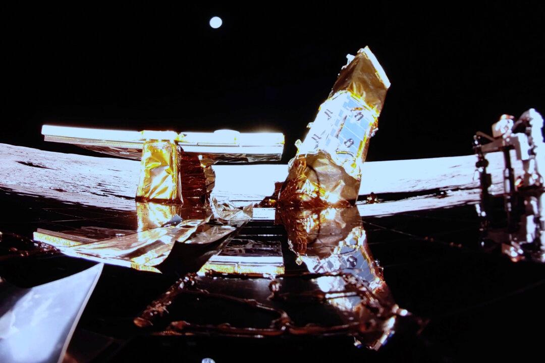 Private Lunar Lander Blue Ghost Touches Down on Moon With Special NASA Delivery